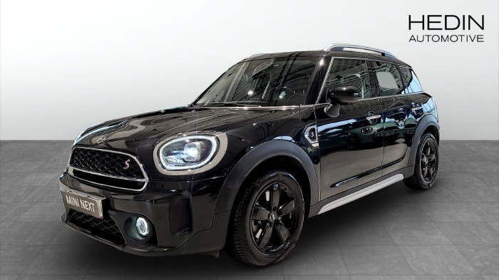 Countryman S ALL4 / Dragkrok / Automat / Navi