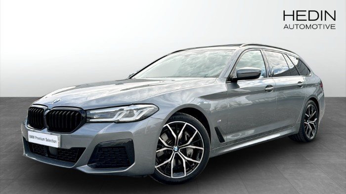 d xDrive Touring MHEV M Sport Head up Drag