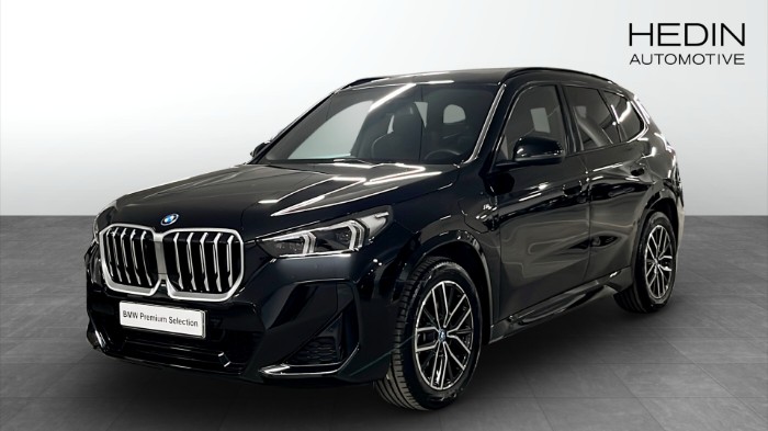 X1 xDrive 25e M Sport Pano