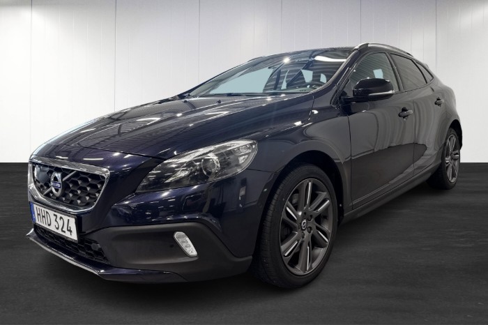 V40 CROSS COUNTRY Summum Panorama Värmare Drag Läder