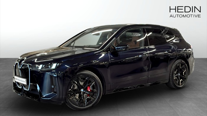 xDrive60 Fully Charged M Sport Edt Värmare Panorama Drag