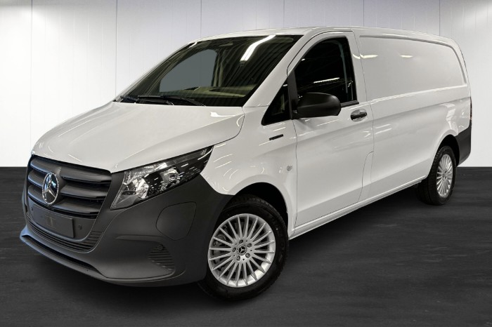 112 SKÅP LÅNG | Backkamera | MBUX |