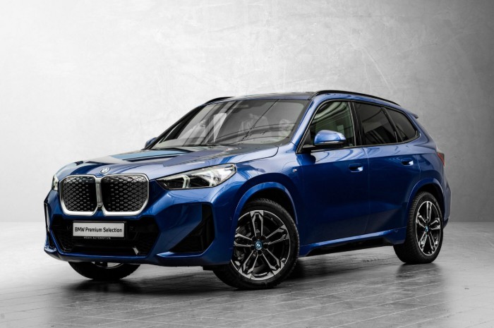 xDrive30 Fully Charged Premium E. (K)