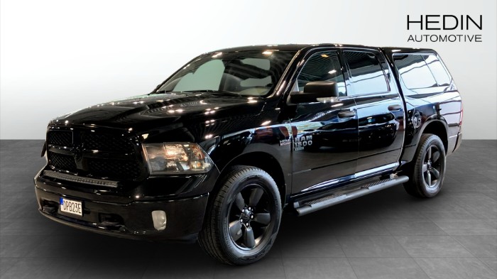 RAM 1500 Classic Crew Cab 5.7 V8 HEMI 4x4 TorqueFlite, 395hk