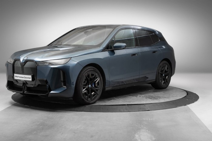 xDrive60 Fully Charged M Sport (K)