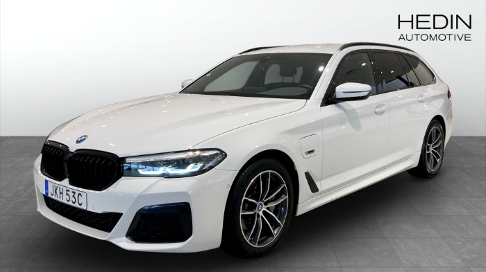 xDrive M-Sport | 360-Kam | Drag | Moms | 292hk