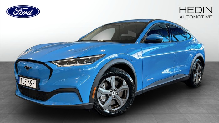 Standard Range RWD B-kamera Adaptiv farthållare