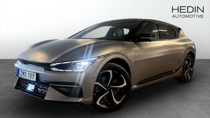 GT LINE AWD 20" SOLLUCKA VIT INREDNING
