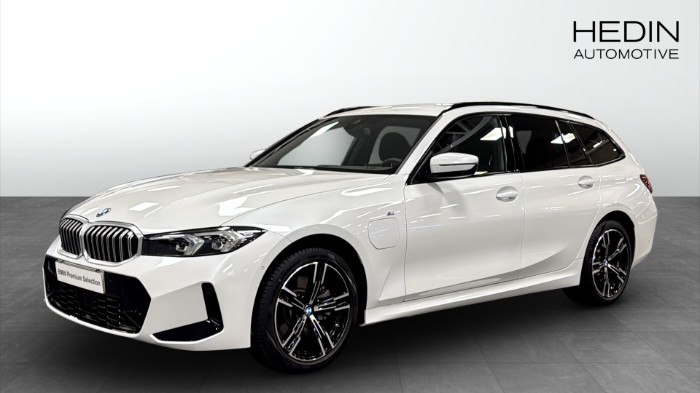 xDrive Touring M Sport Active Edition Adaptiv farthållare Drag Rattvärme