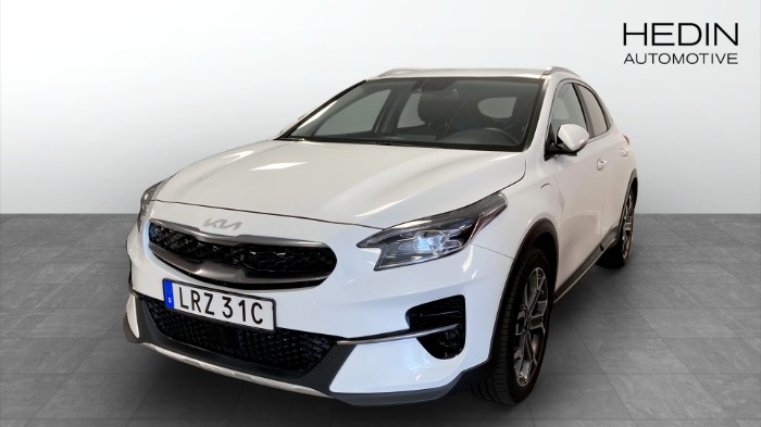 PHEV ADVANCE PLUS 141 HK