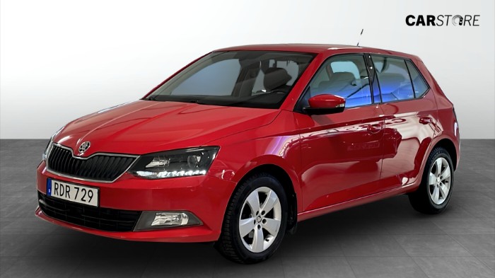 FABIA 1.2 TSI Manuell 90hk /Park-sensorer/CarPlay