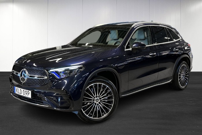 300 DE 4MATIC | Amg line | Burmester | Pano |