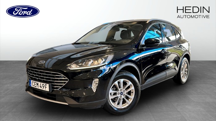 Titanium Plug in Hybrid 225hk B-kamera Carplay