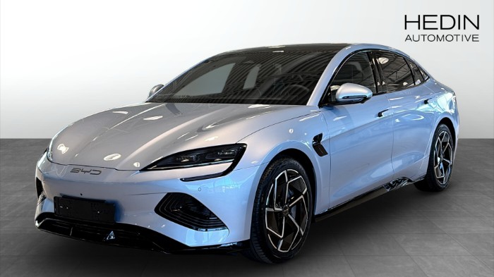 SEAL EXCELLENCE AWD
