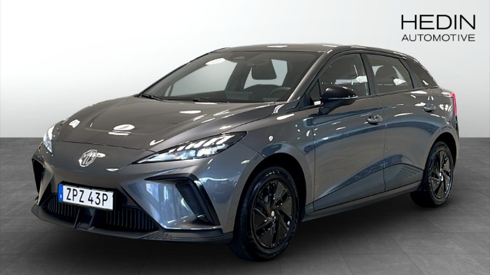 Standard 51 kWh