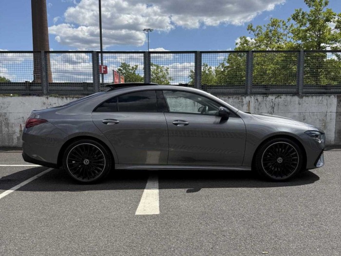 220d AMG Line Premium Plus 4dr Tip Auto