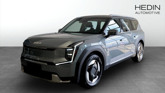 Standard Range RWD