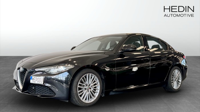 GIULIA Super 2.2 JTD 180Hk
