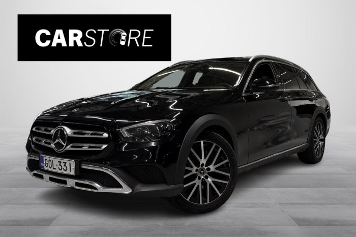 220 d 4MATIC A All-Terrain // 360-Kamerat / Pa-lämmitin / Koukku / Multibeam / Kessy //