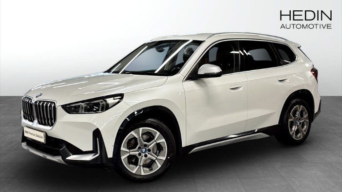 xDrive30 Driving Assistant Plus Drag Rattvärme Värmare
