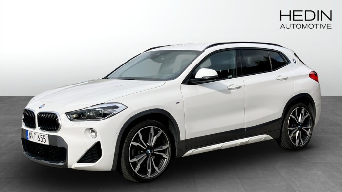 XDRIVE20D SUV 190hk Kamera Head-Up Drag HiFI