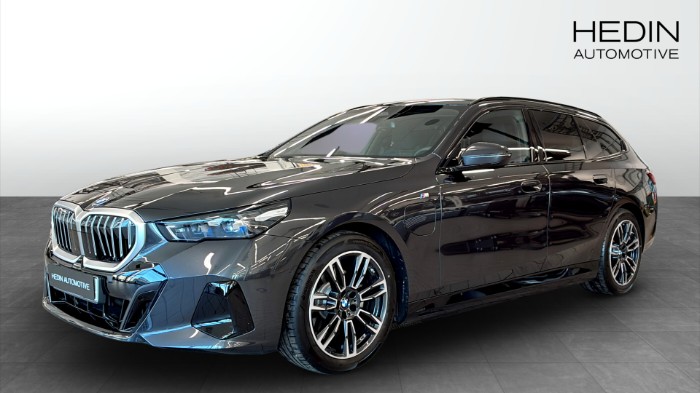 xDrive Touring M-sport H/K Värmare Driving assist plus Drag