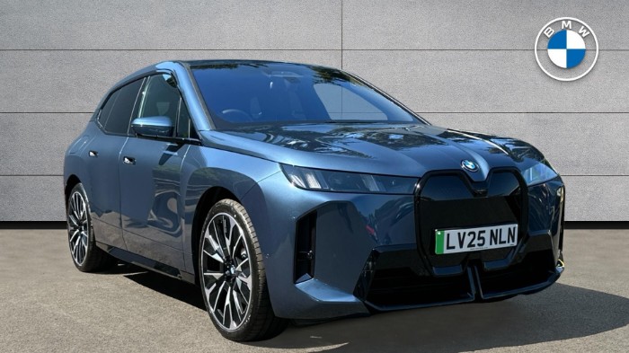 iX xDrive45 M Sport