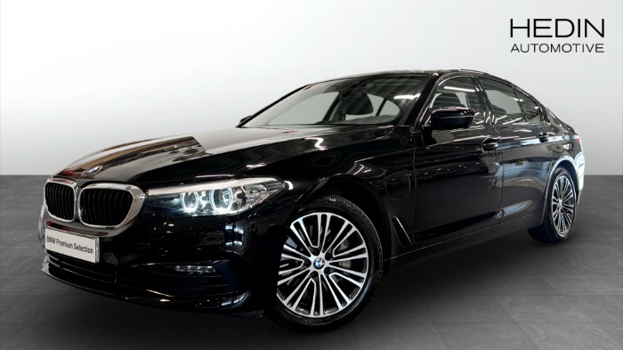 xDrive Sedan Sportline Hi-Fi Drag