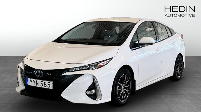 PRIUS PHV