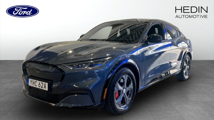 AWD STANDARD RANGE AUT