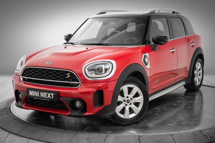 Cooper SE All4 Experience