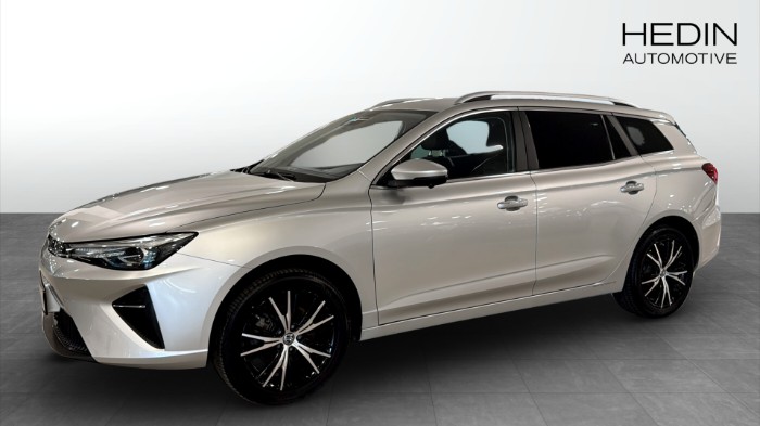 MG5 61 KWH LUX AK