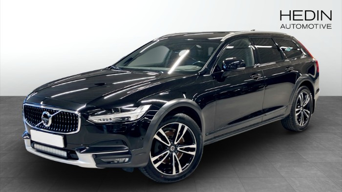 V90 CROSS COUNTRY