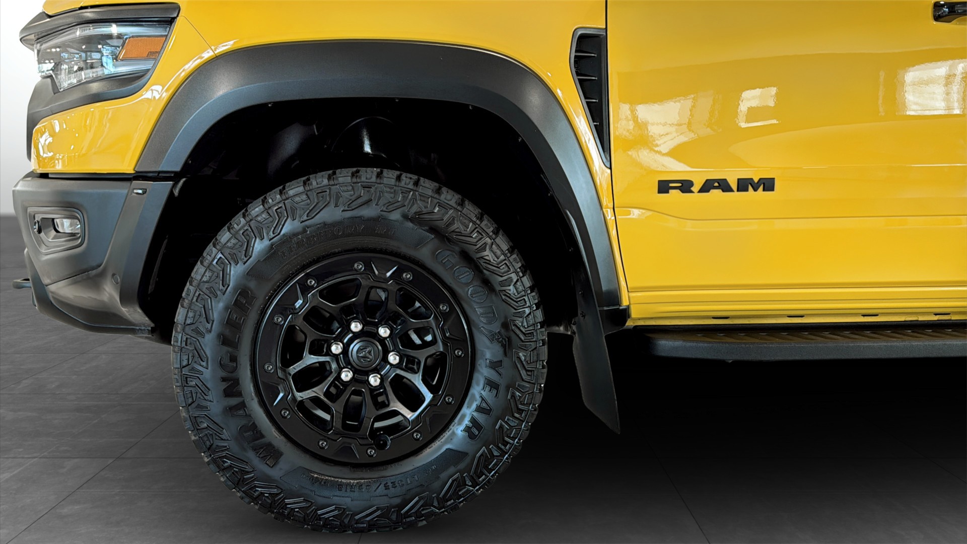 RAM 1500 TRX TorqueFlite, 711hk, 2023