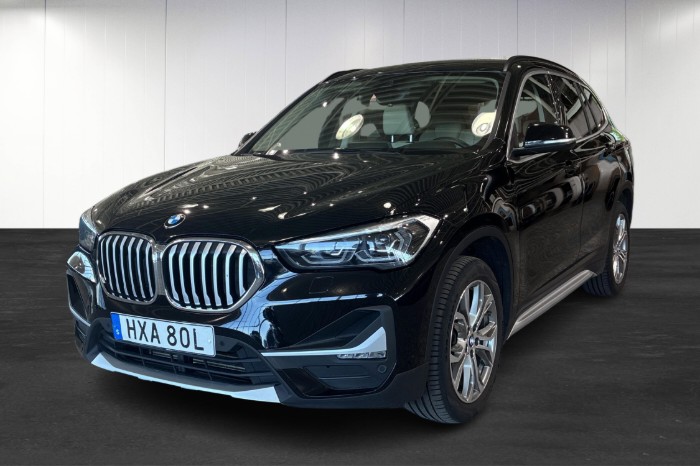 xDrive20d X-Line // Head-up // Drag