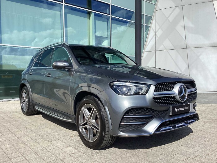 300d 4Matic AMG Line Premium 5dr 9G-Tronic