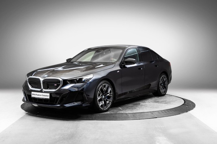 xDrive Fully Charged (K)