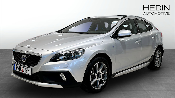 V40 Cross Country