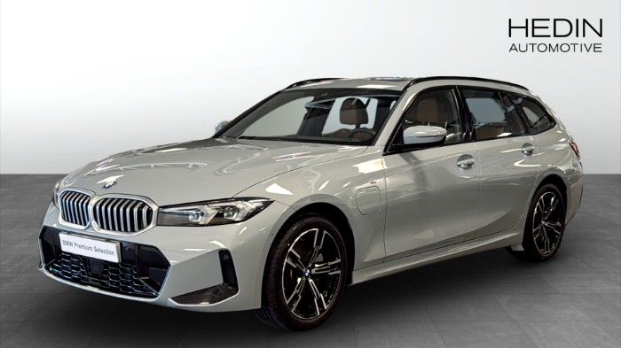 xDrive Touring M-Sport Pano Drag Comfort