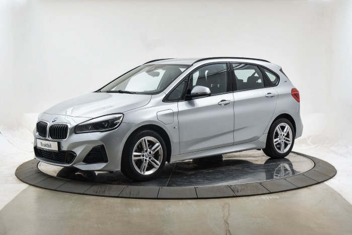 225xe Active Tourer iPerformance aut