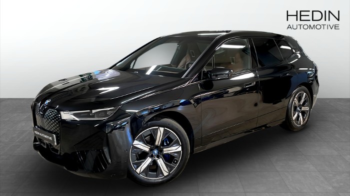 50 xDrive Sky Lounge Massagestolar Head-up Drag Värmare