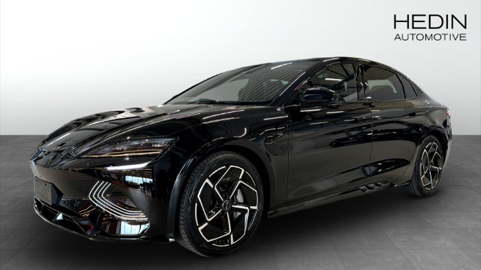 EXCELLENCE AWD DEMOBIL