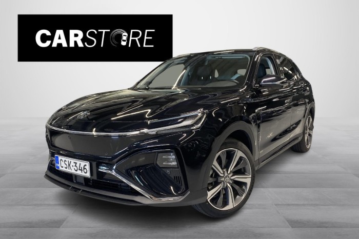 Performance AWD // Bose / Panorama / Ilm. Nahat / Smart Entry / Lämpöpumppu / Matrix LED!