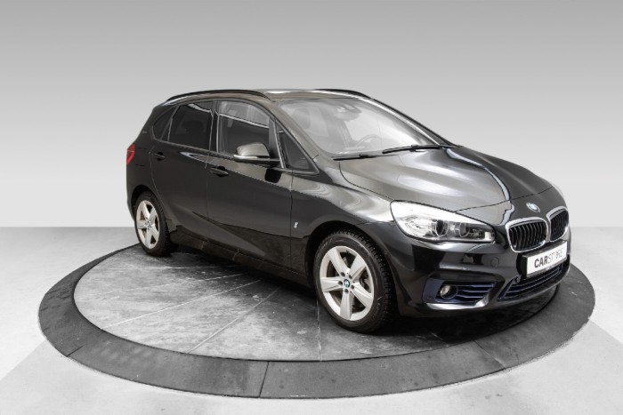225xe Active Tourer iPerformance aut