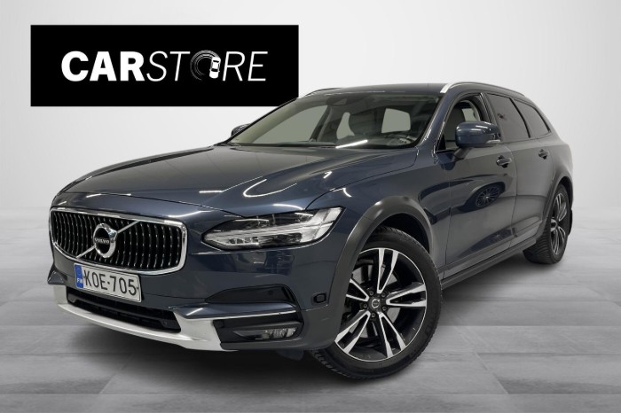 D5 AWD Plus aut // Bowers & Wilkins / Webasto / Sähk. koukku / Nappanahat / ACC //