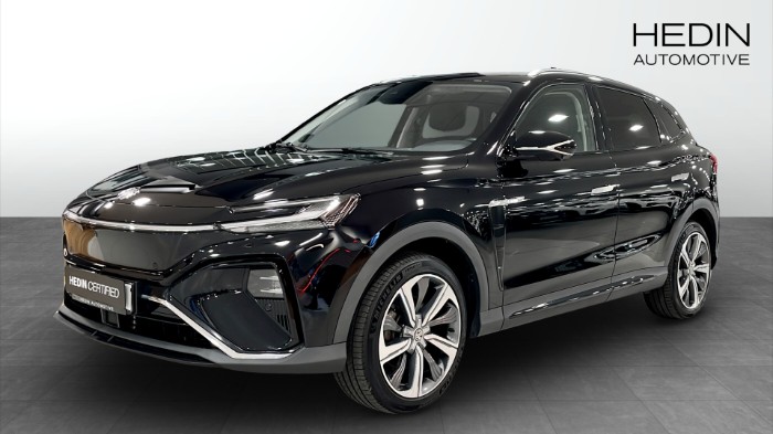 PERFORMANCE | AWD | 360 kamera