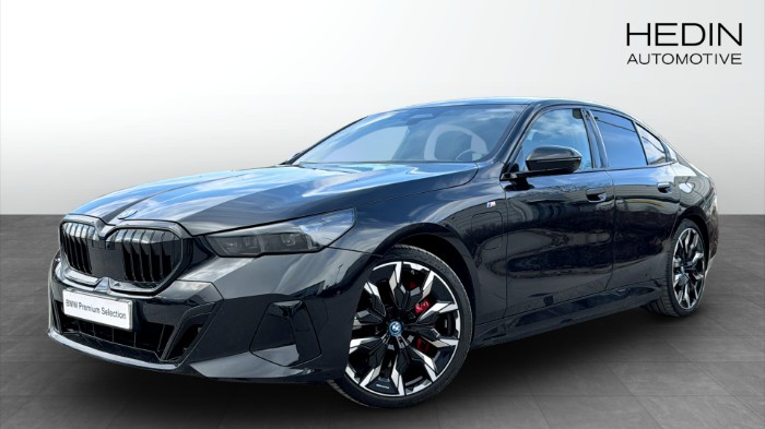 e xDrive sedan M sport PRO Innovation Head Up