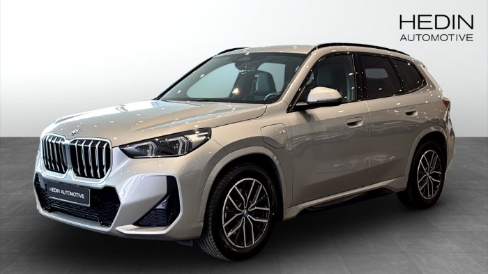 xDrive25e M sport, Dragkrok
