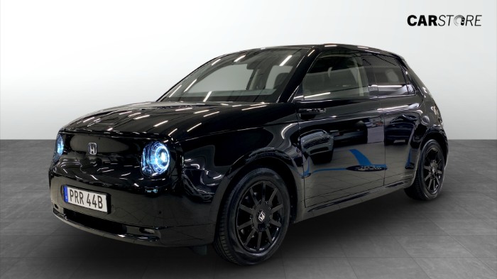 35.5 kWh 136hk BACKKAMERA TAKLUCKA