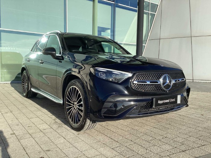 300d 4Matic AMG Line Premium + 5dr 9G-Tronic